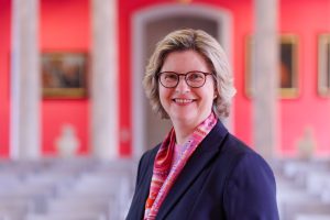 Prorektorin Annette Sosna