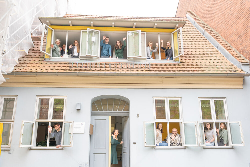 Das Team des International Office heißt alle ausländischen Studieninteressierten in Greifswald willkommen. © Patrick Geßner